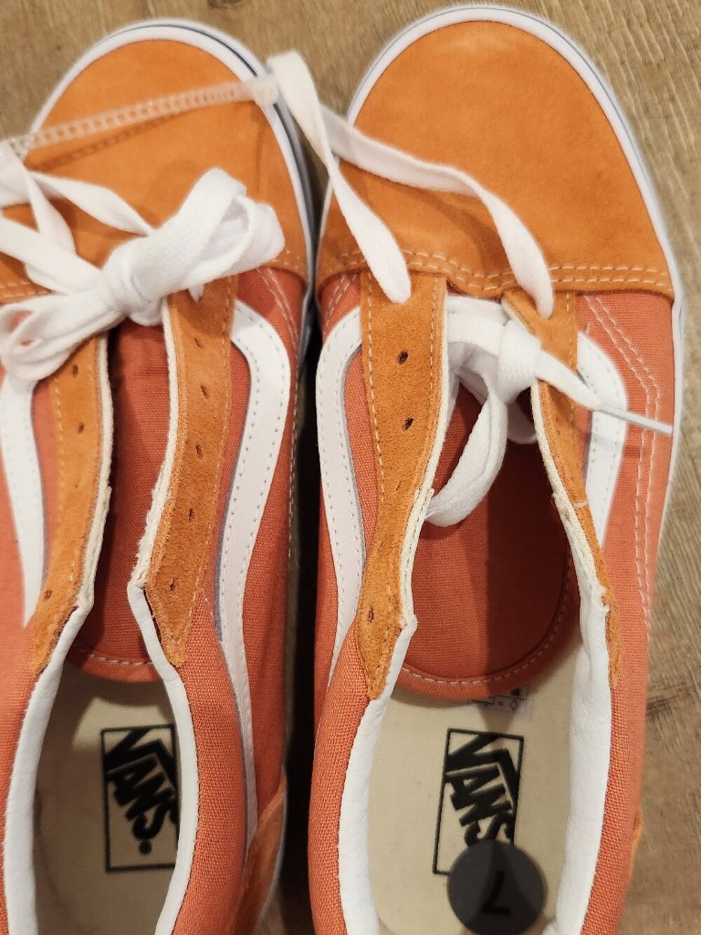 NWOT Vans Old Skool low-top skate sneakers